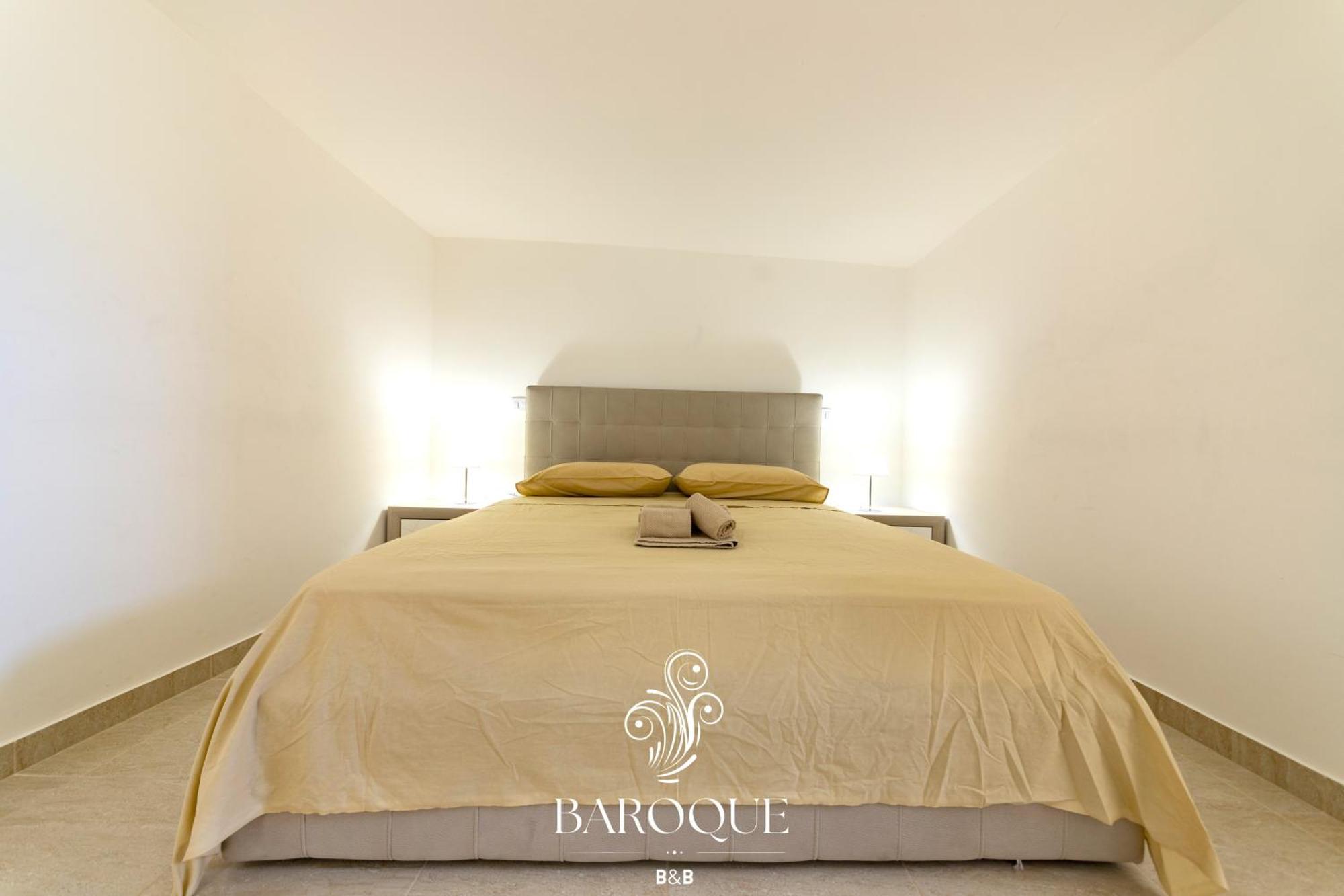 Baroque B&B Lecce Ngoại thất bức ảnh